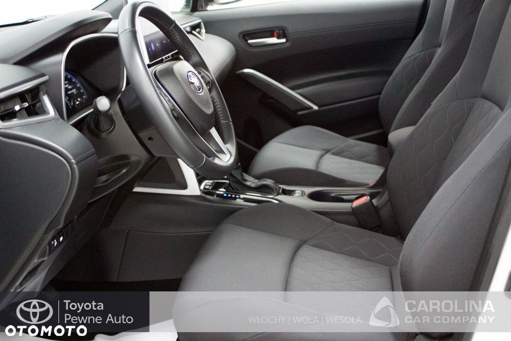 Toyota Corolla Cross - 13