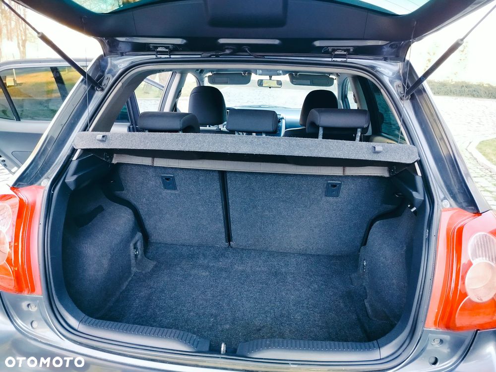 Toyota Auris - 16
