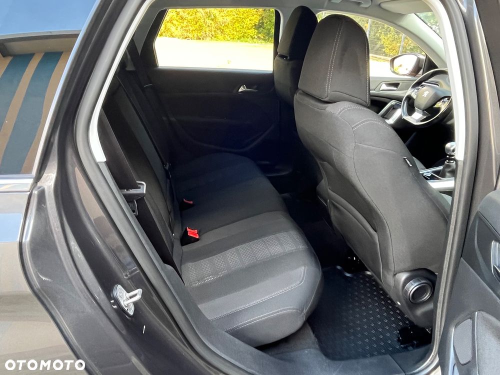 Peugeot 308 - 14