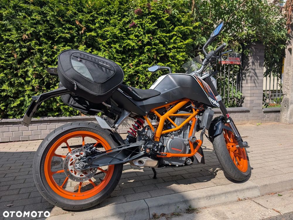 KTM Duke 390 - 1