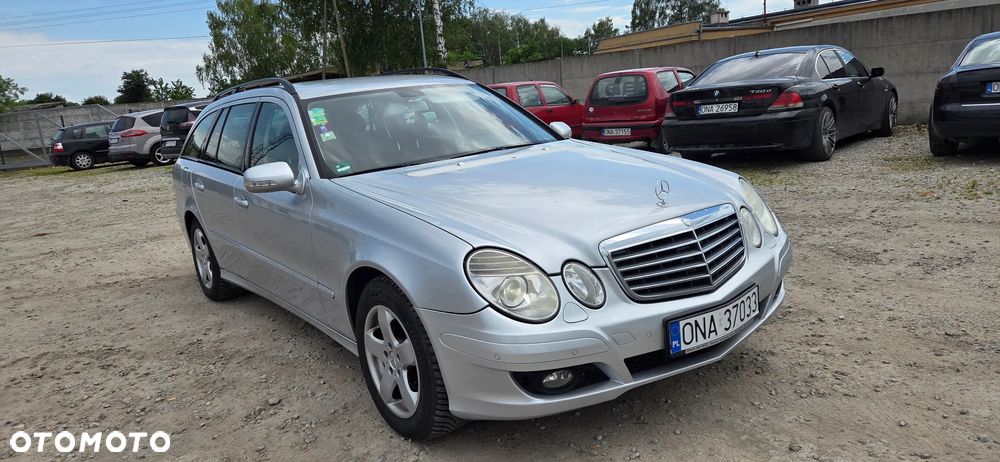 Mercedes-Benz Klasa E 280 CDI T Classic - 9