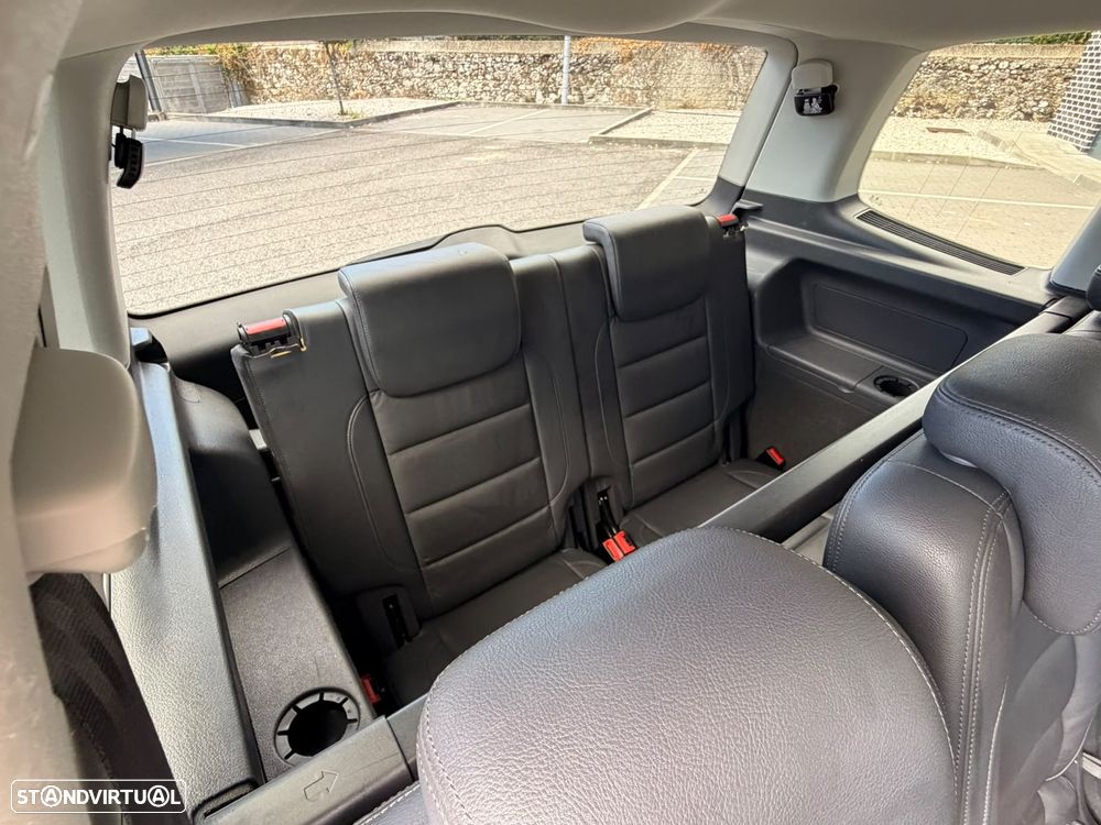 VW Touran 1.6 TDI DPF BlueMotion DSG Highline - 15