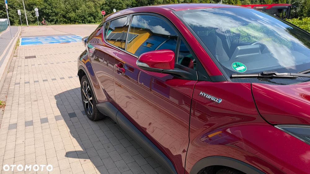 Toyota C-HR - 11