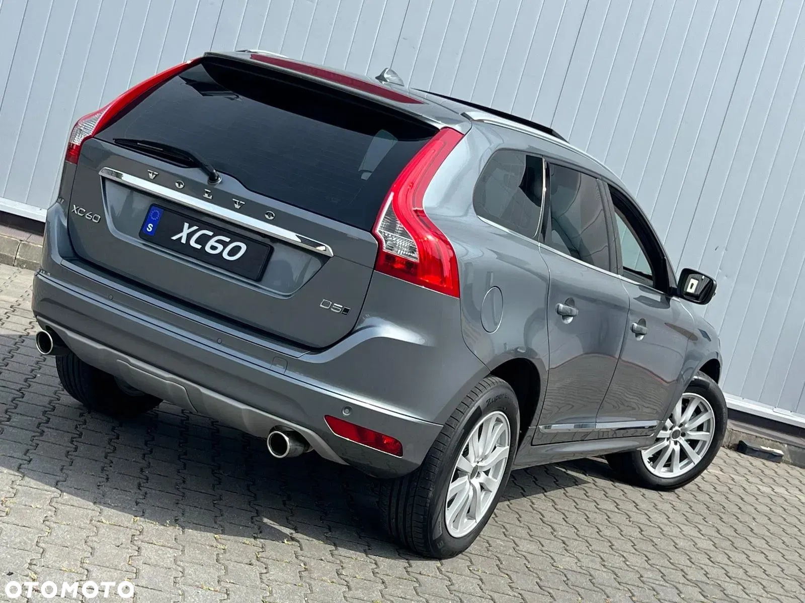Volvo XC 60 2.4D AWD Summum - 23