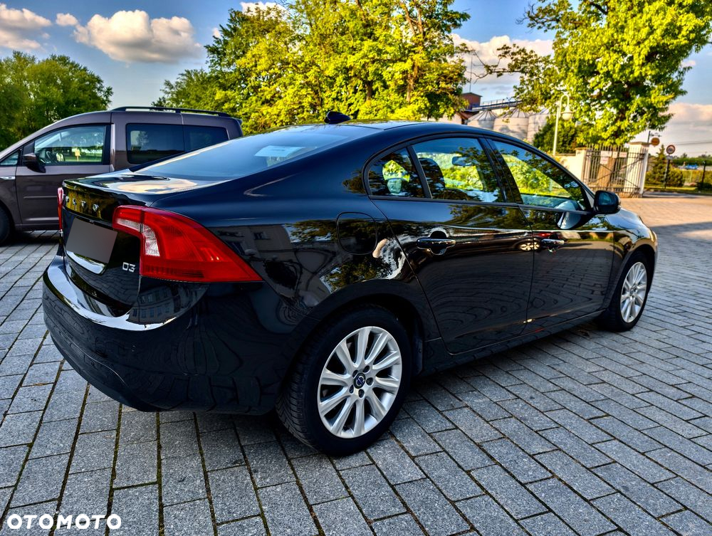 Volvo S60 D3 Drive-E Summum - 4