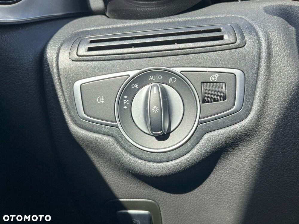Mercedes-Benz GLC - 21