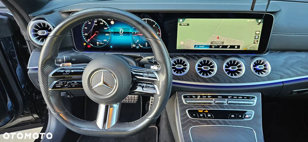 Mercedes-Benz Klasa E 220 d AMG - 33