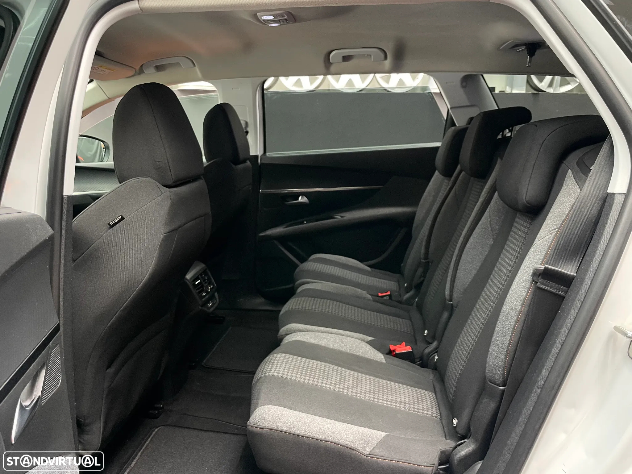 Peugeot 5008 1.6 BlueHDi Style EAT6 - 12