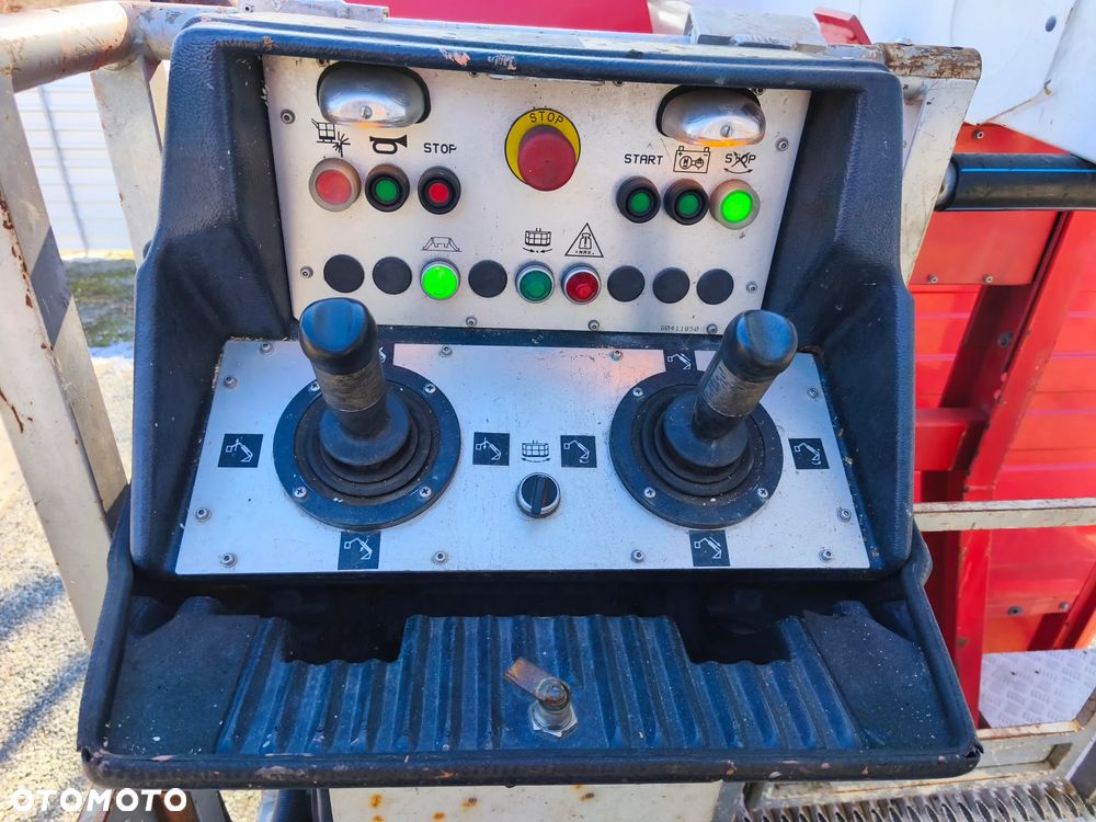 Mercedes-Benz SK 1834 - 9