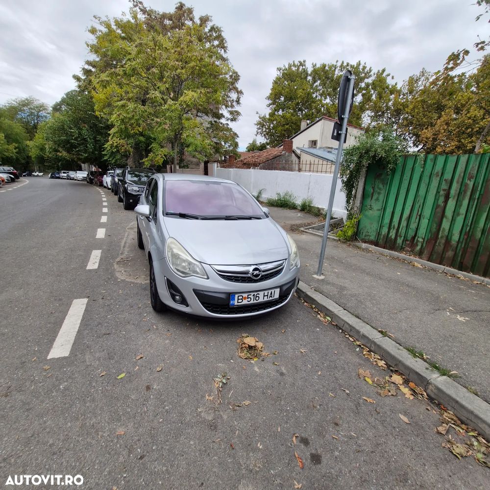 Opel Corsa - 1
