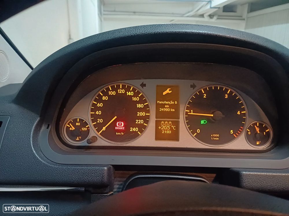 Mercedes-Benz B 180 CDI - 11