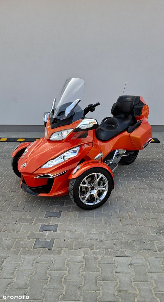 Can-Am Spyder - 1