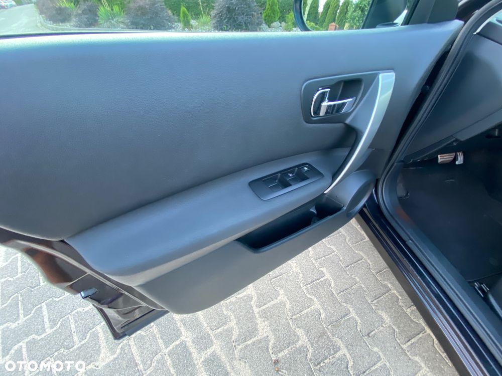 Nissan Qashqai - 15