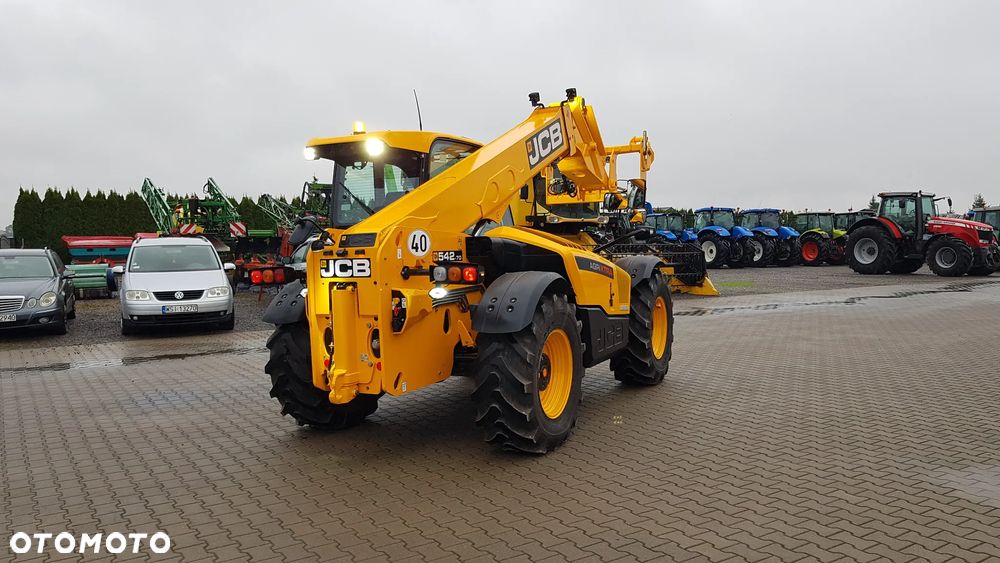 JCB 542-70 Agri Xtra 2021R - 22