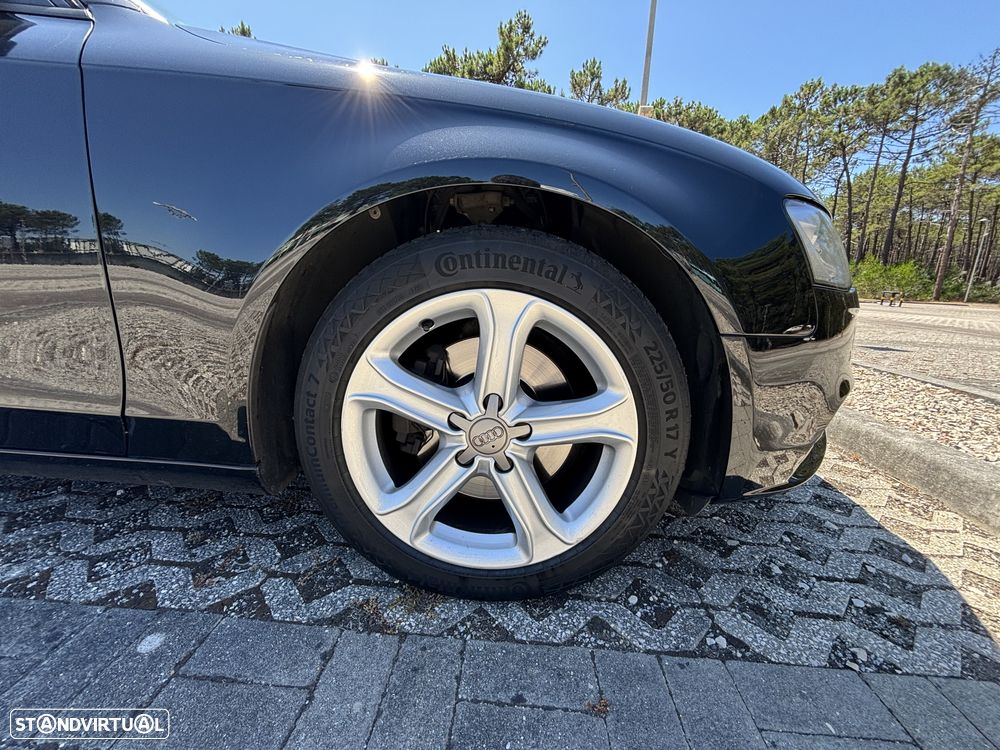 Audi A4 Avant 2.0 TDI Business Line Sport - 44
