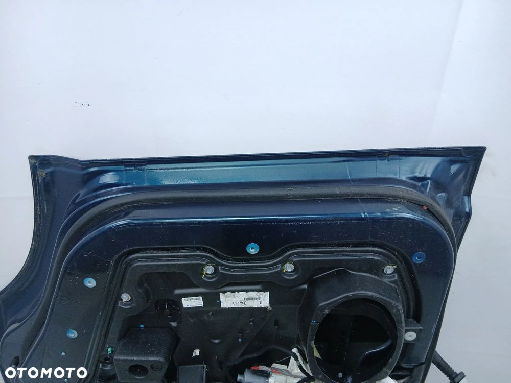 Drzwi tył tylne prawe Fiat Freemont - 5