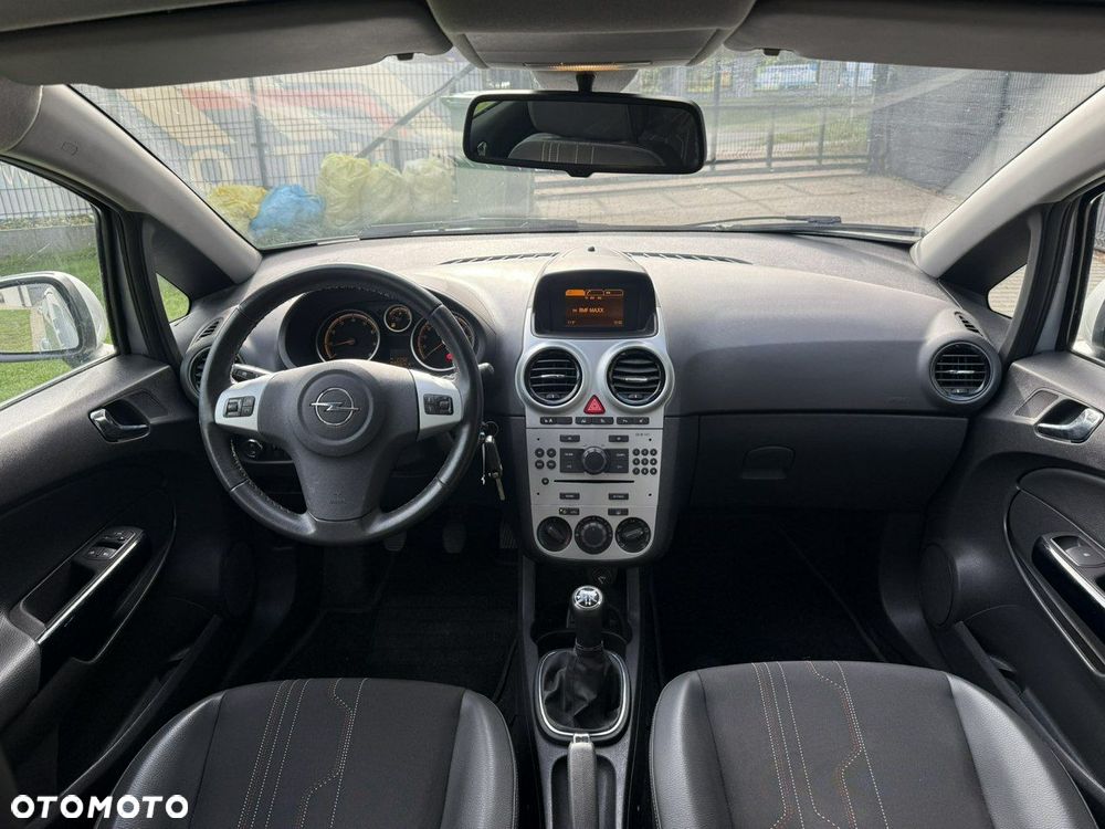 Opel Corsa - 11