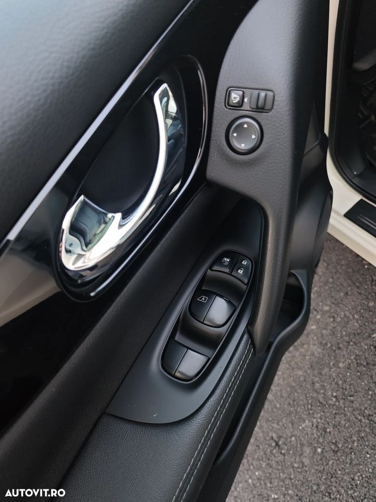 Nissan Qashqai 1.6 DCI TEKNA+ - 20
