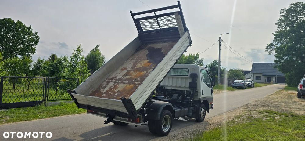 Mitsubishi Fuso Canter - 8