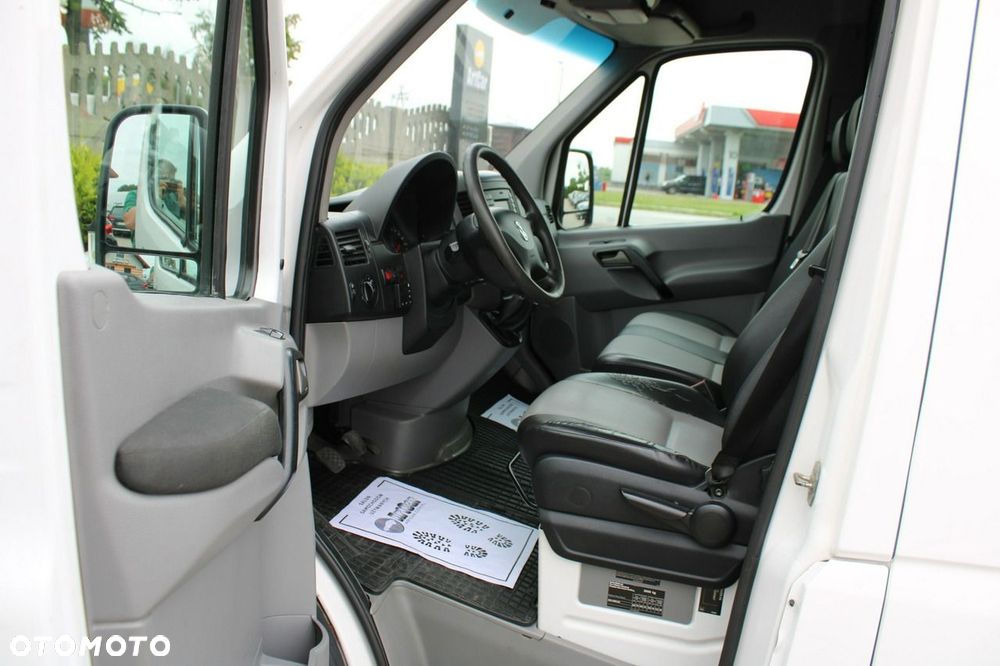 Volkswagen Crafter - 14
