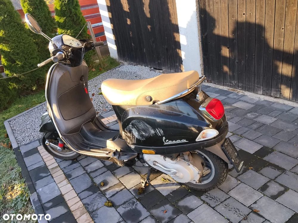Piaggio Vespa - 4
