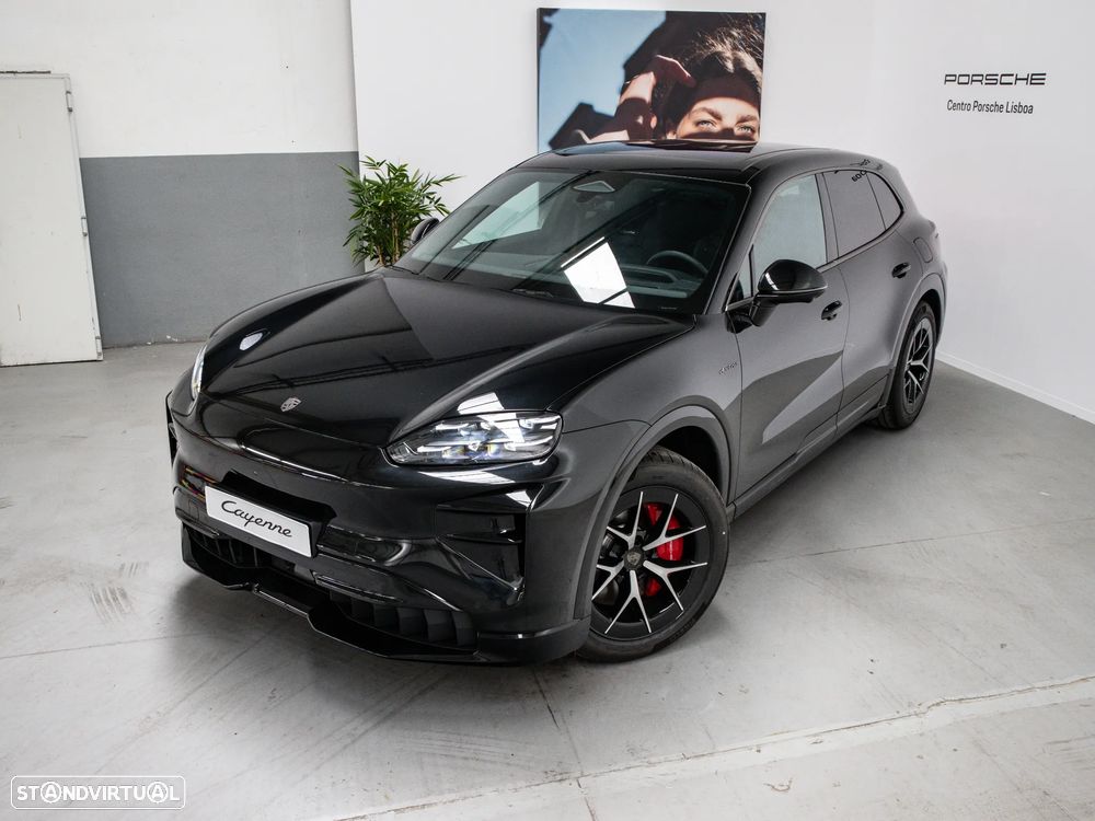 Porsche Cayenne Electric Turbo - 4