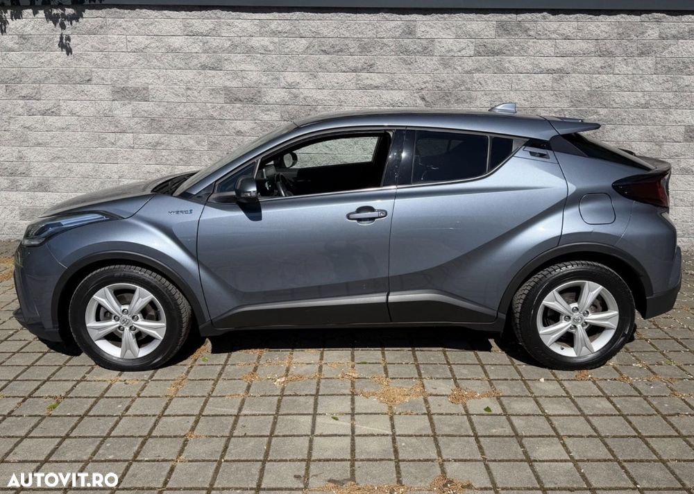 Toyota C-HR Style - 4