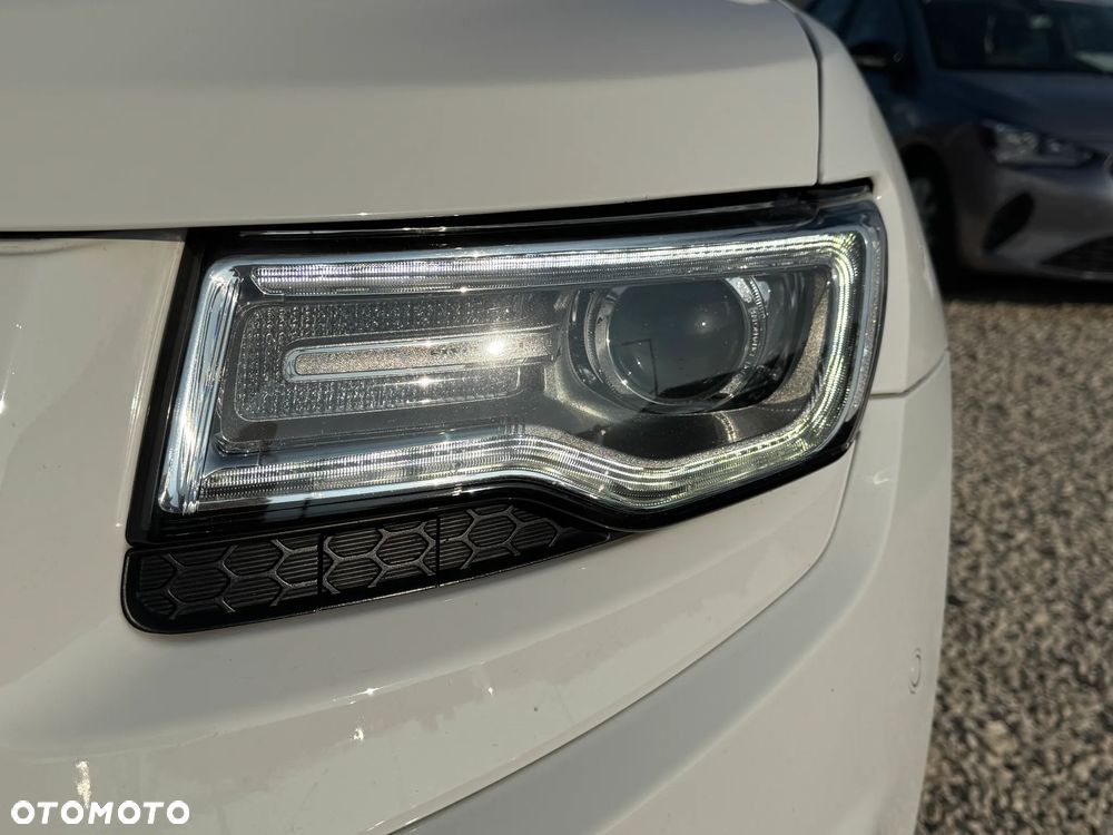 Jeep Grand Cherokee 3.0 CRD Overland Summit - 24