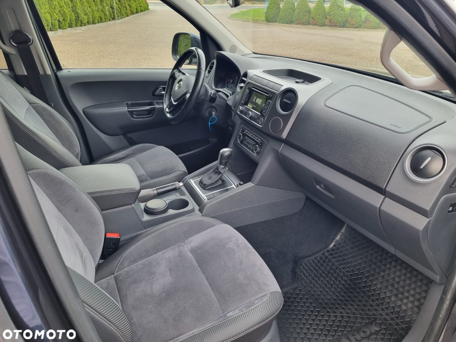 Volkswagen Amarok - 26