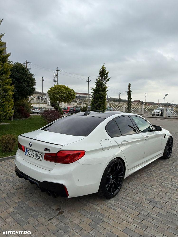 BMW M5 Competition - 8