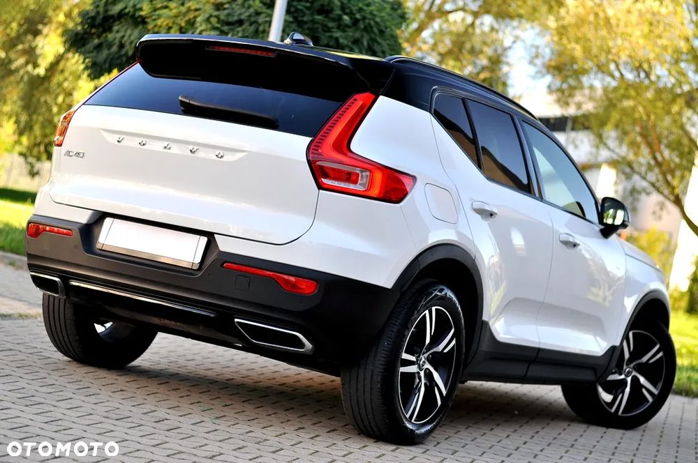 Volvo XC 40 T3 Geartronic RDesign - 3