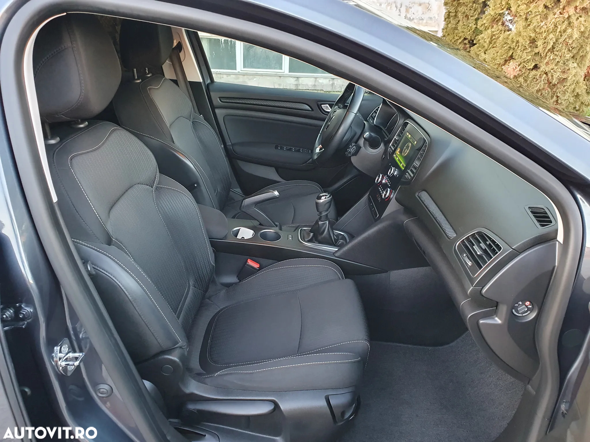 Renault Megane Estate Blue dCI Intens - 9