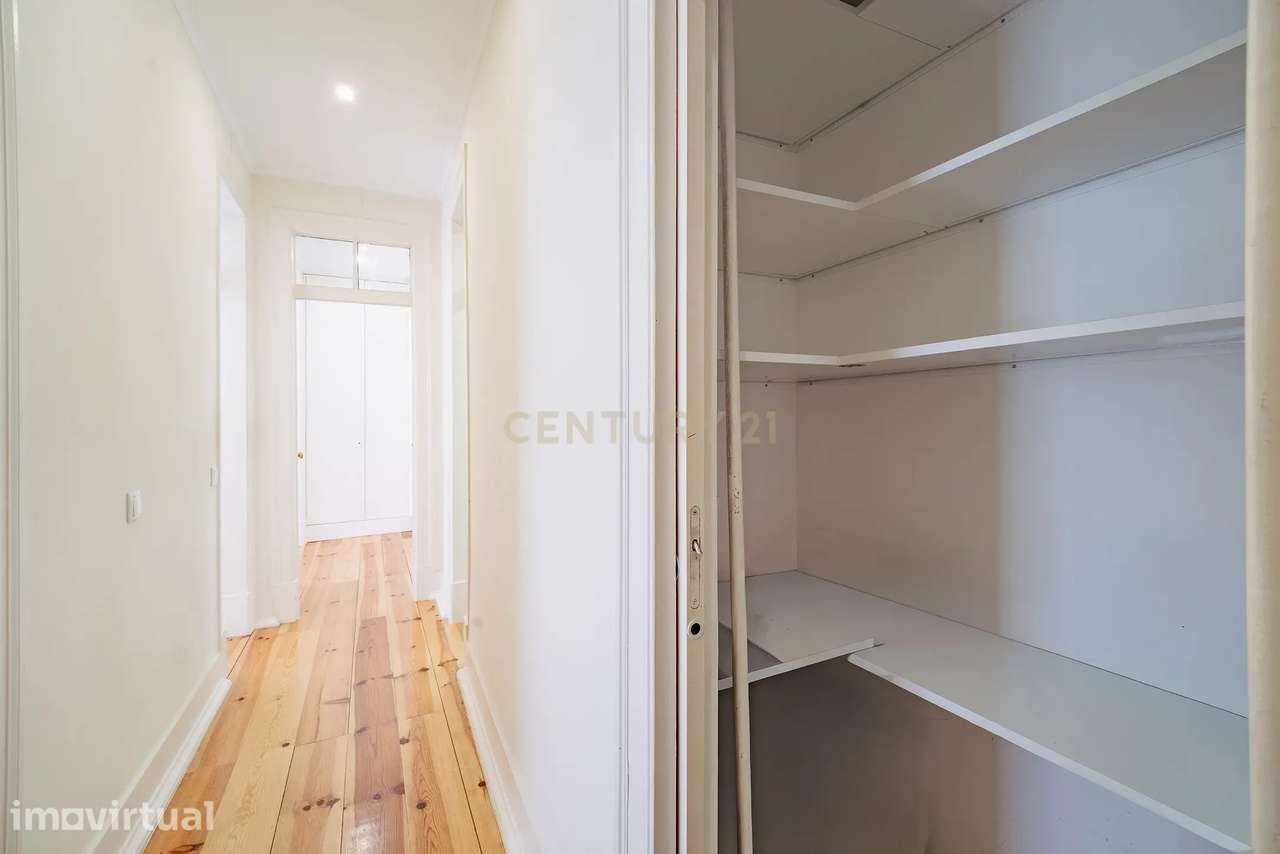 Apartamento T3 para Arrendamento – Rua de São Bento - Grande imagem: 3/27