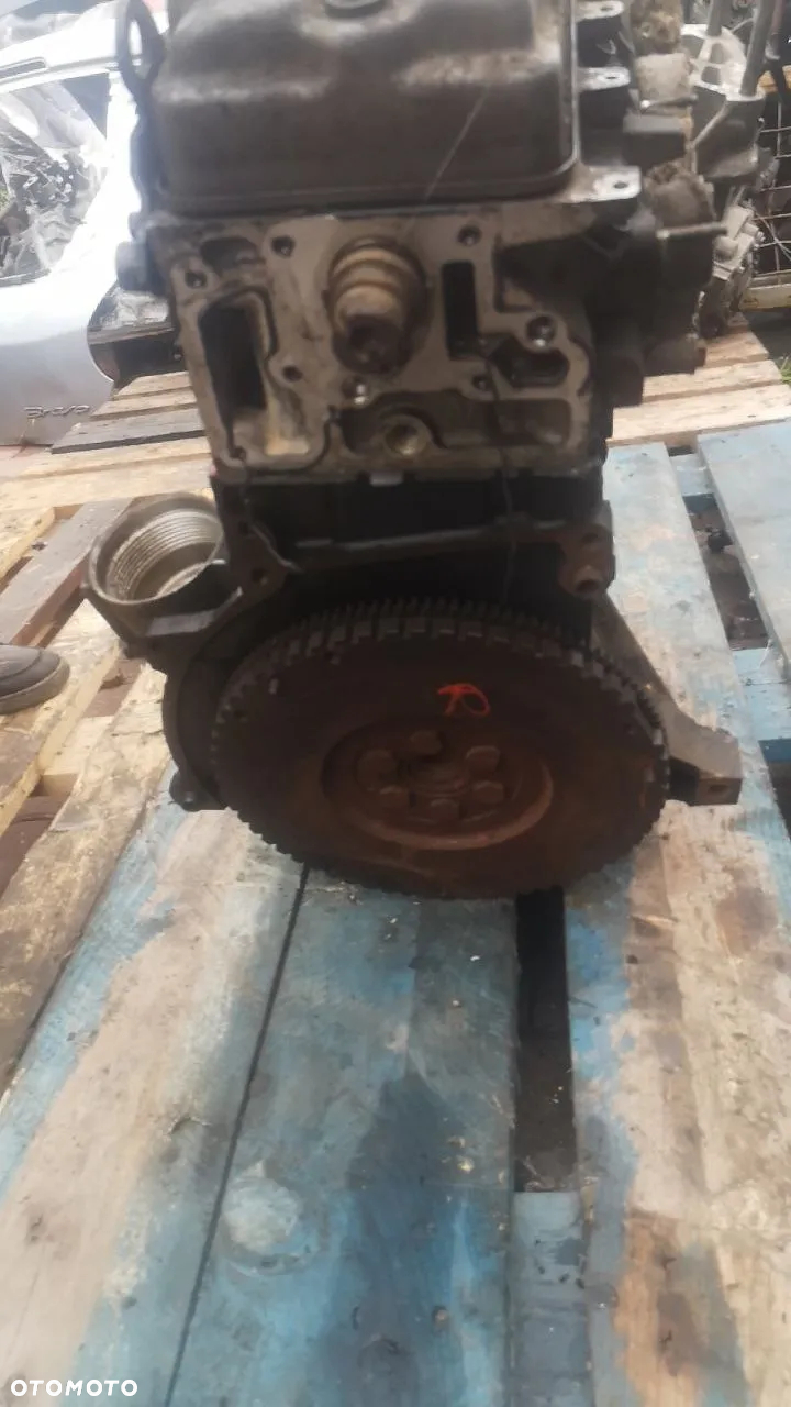 SILNIK BLOK SILNIKA NFV NFT CITROEN PEUGEOT 1.6 8V - 4