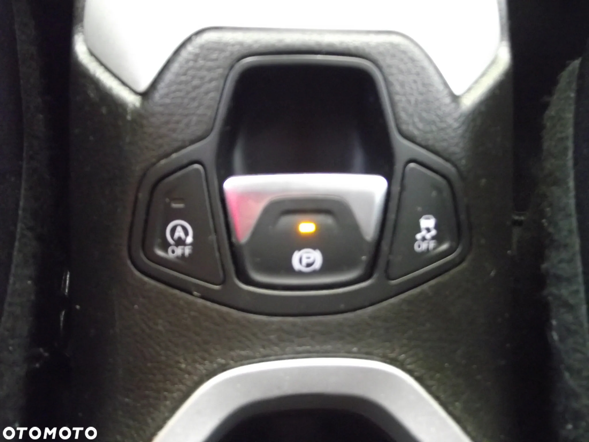 Jeep Renegade 1.6 E-TorQ Sport FWD - 30