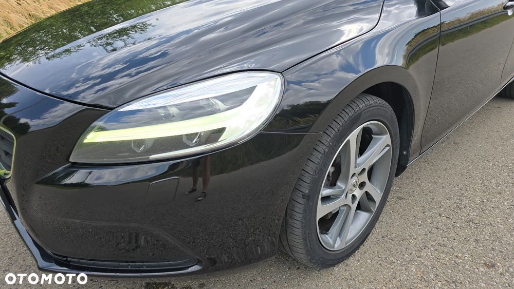 Volvo V40 D2 Drive-E Momentum - 10