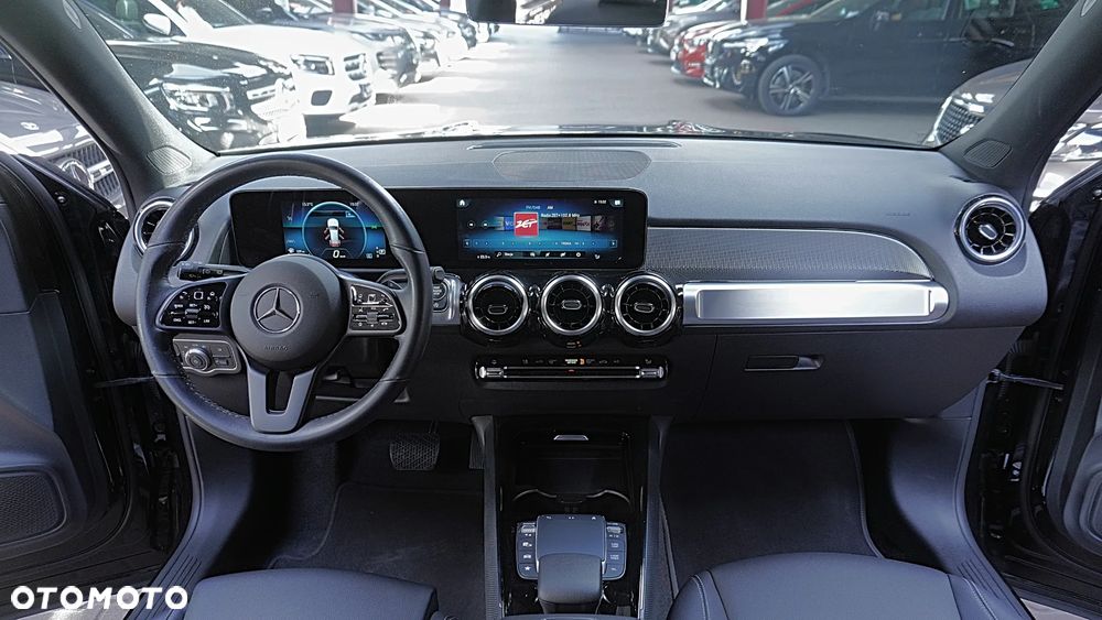 Mercedes-Benz GLB 200 7G-DCT - 15