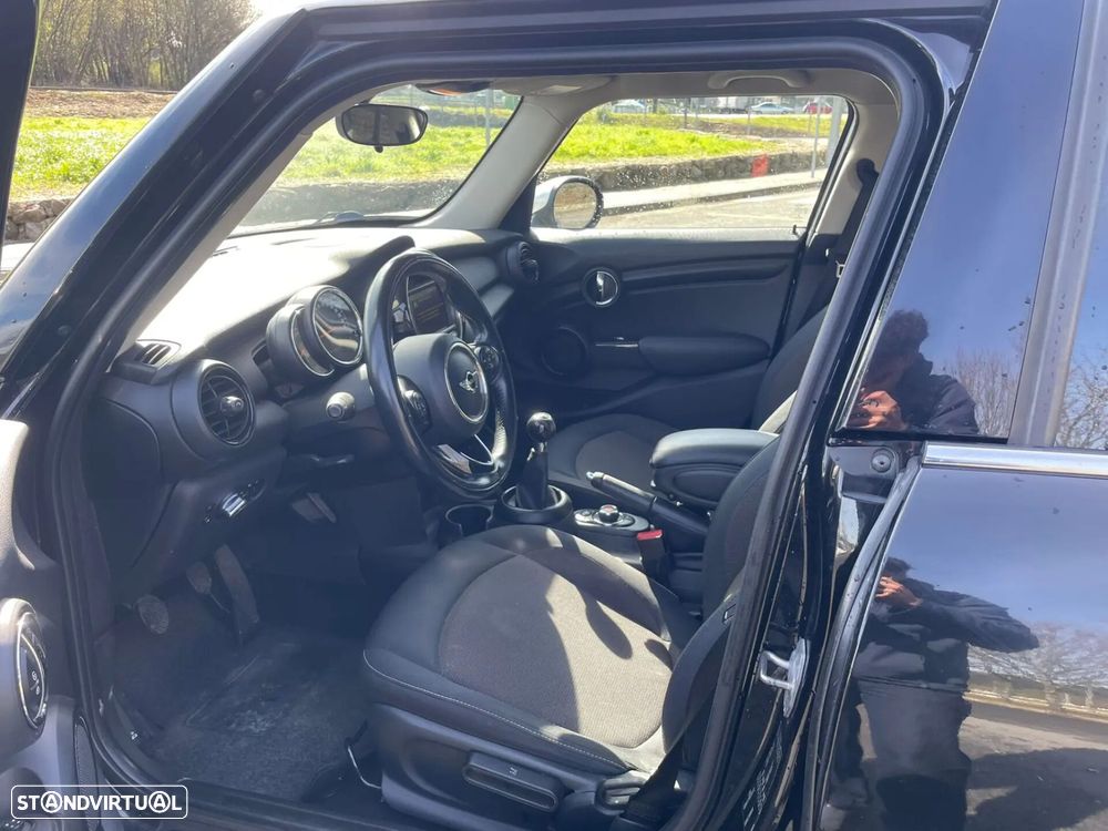 MINI 5 Portas One D - 14