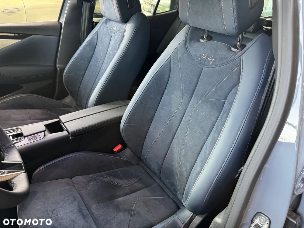 DS Automobiles N°4 - 19