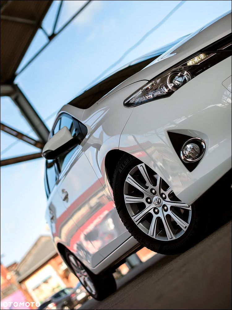 Toyota Auris - 15