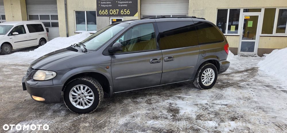Chrysler Voyager 2.5L CRD SE - 6