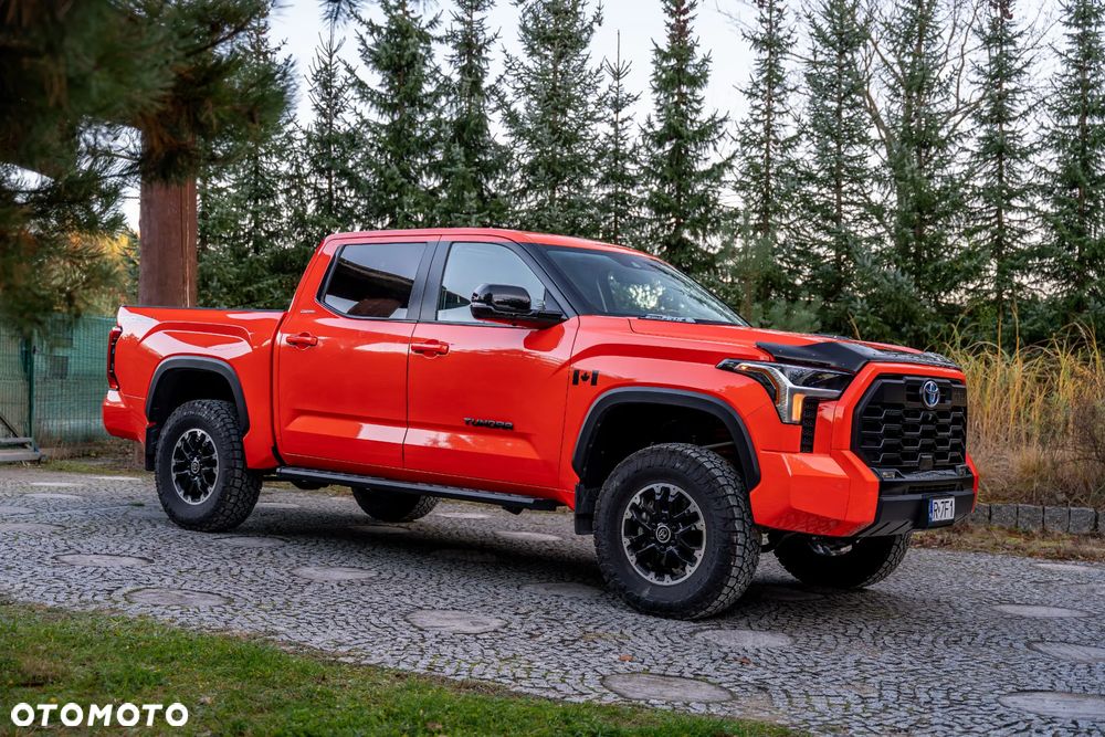 Toyota Tundra - 11