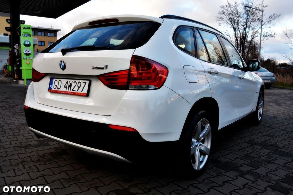 BMW X1 sDrive18d xLine - 4