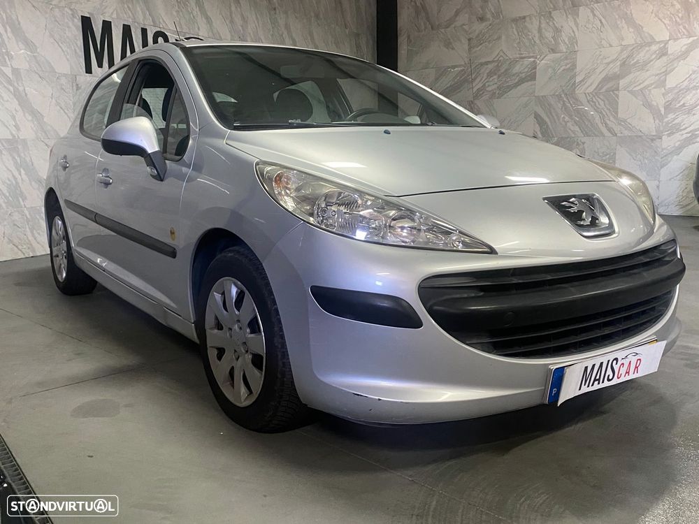 Peugeot 207 1.4 16V Open - 2