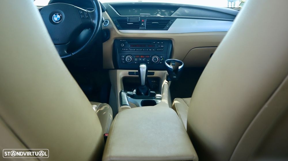 BMW X1 18 d sDrive Auto - 26