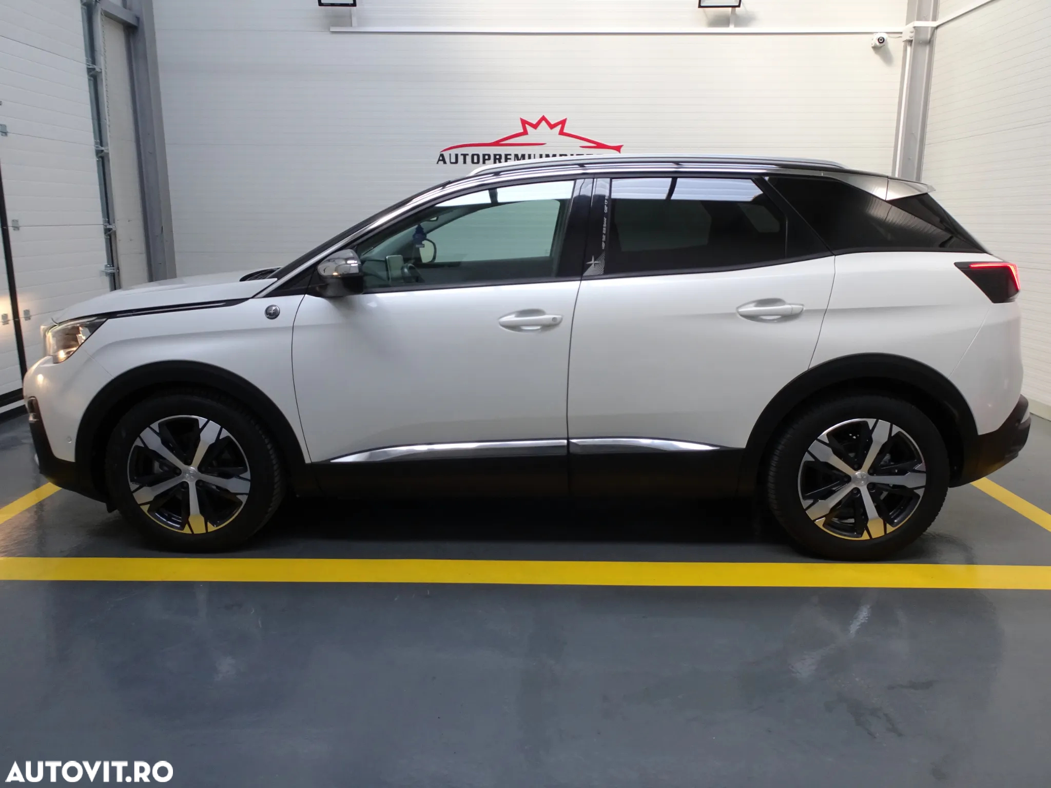 Peugeot 3008 PureTech 130 Stop & Start GPF EAT8 Crossway - 13