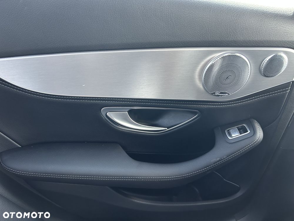 Mercedes-Benz Klasa C 200 AMG Line - 26