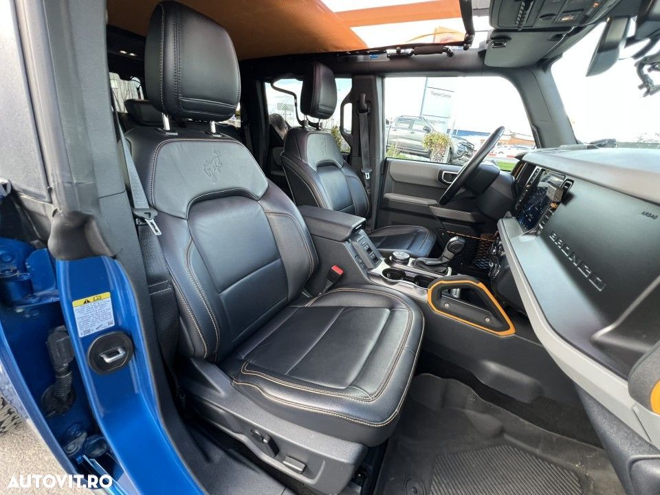 Ford Bronco - 21