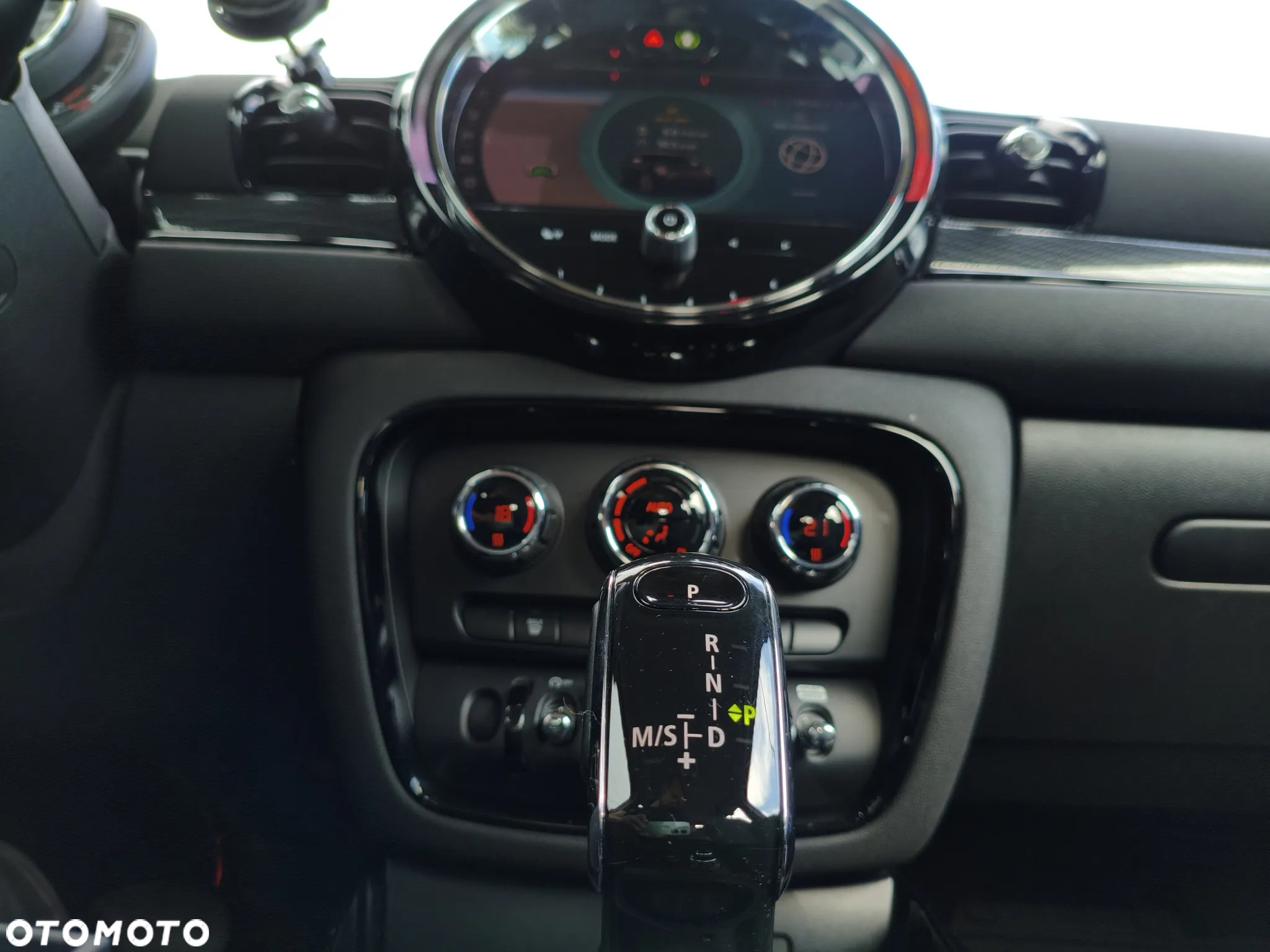 MINI Clubman Cooper - 23