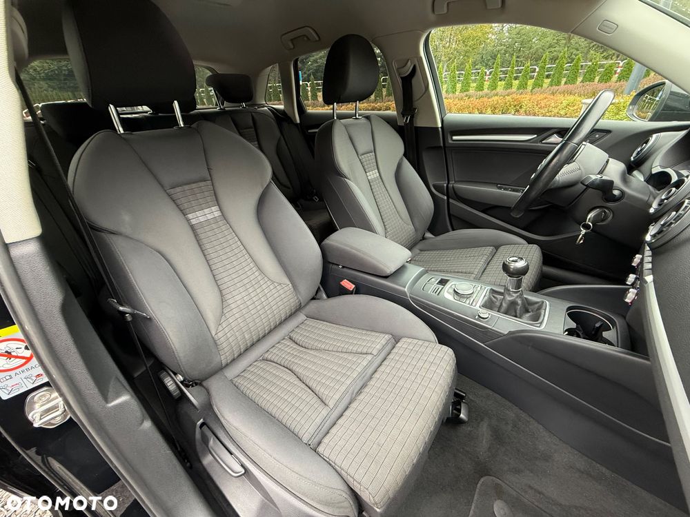 Audi A3 1.4 TFSI Edycja Specjalna - 14